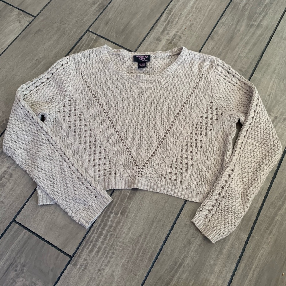 Hooked Up Women’s Cropped Knit Sweater Tan/Beige